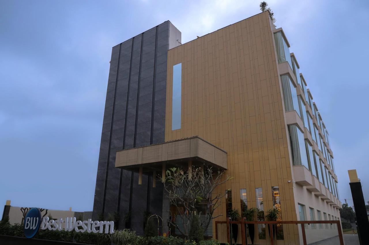 Best Western Vrindāvan Exterior foto